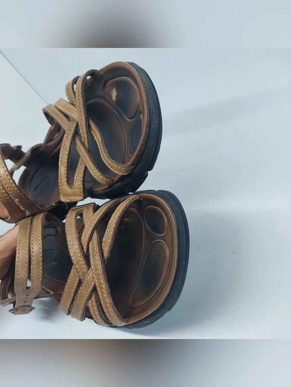 Keen Naples Brown Tan Leather Sandals Strappy Fisherman Womens Size 6.5